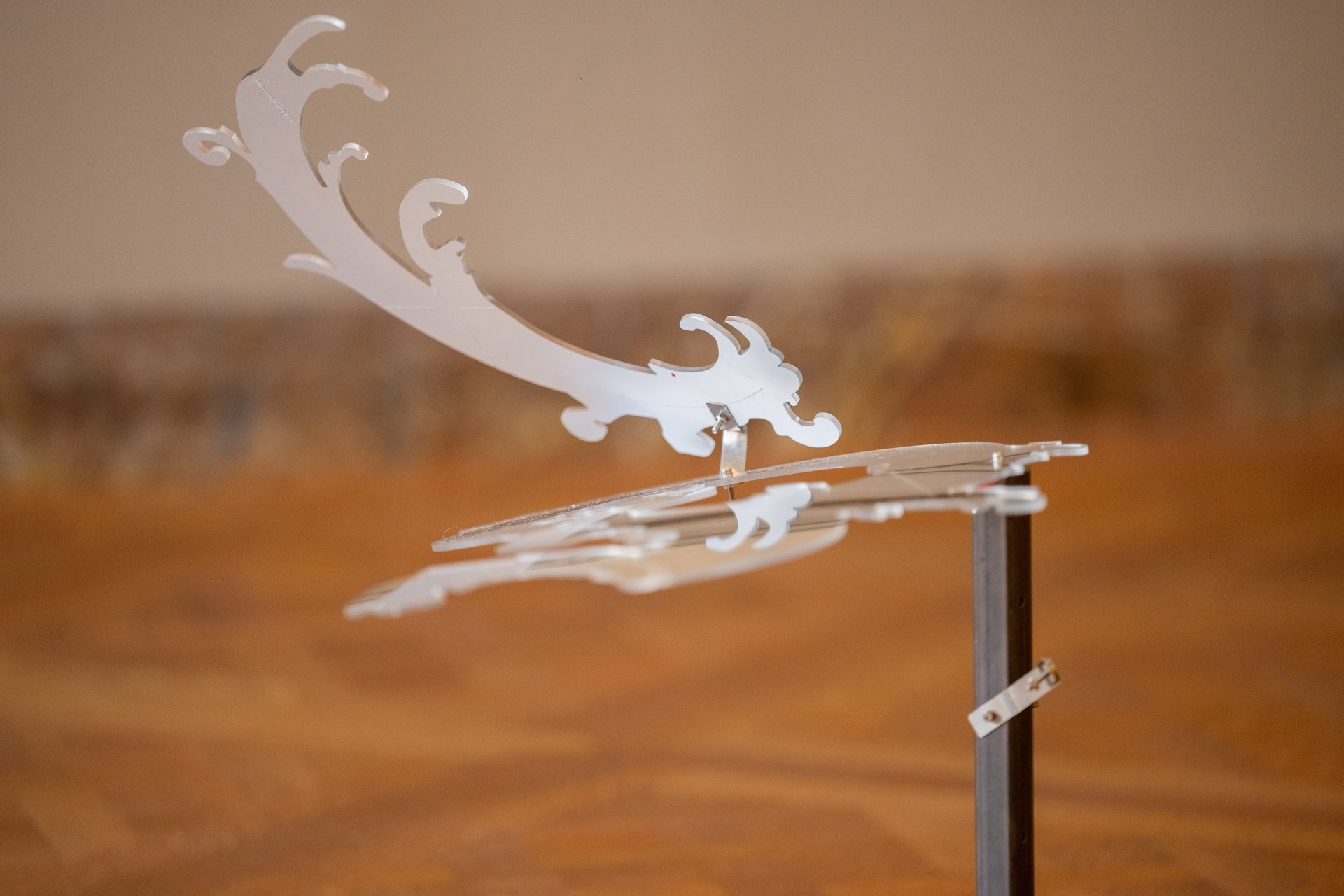 Miroir d'archi, plexiglas et impressions 3D, 2024